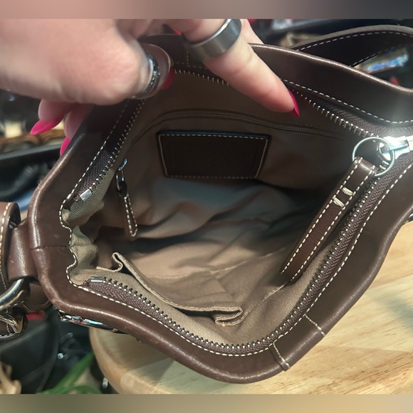 2005 True Vintage Coach All Leather Soho Slim Duffel Shoulder Bag MINT! - Picture 8 of 11